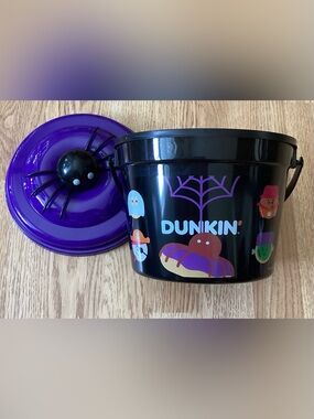 2025 Limited Edition Halloween Munchkins Bucket - Black & Purple